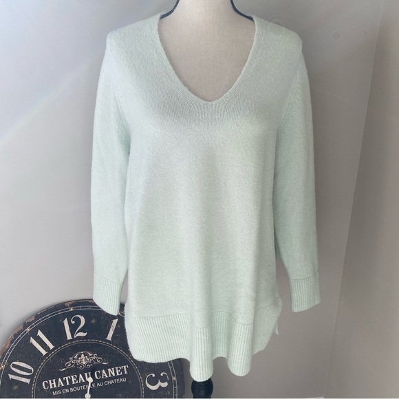 J.Crew V-neck wool blend long line tunic style oversized sweater size XS - Picture 2 of 12